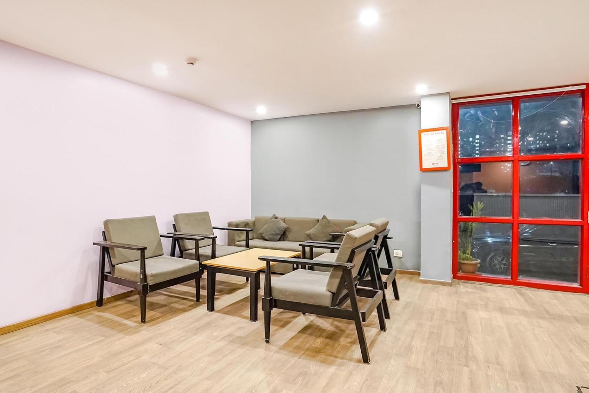 Super Townhouse O Hotel Aditya Residency Near Parthala Over Bridge Sector 121 Noida Indirapuram المظهر الخارجي الصورة