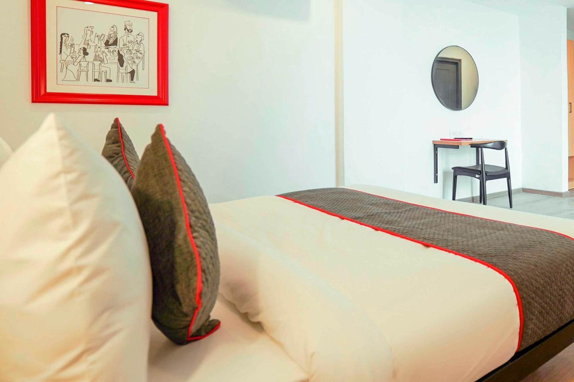 Super Townhouse O Hotel Aditya Residency Near Parthala Over Bridge Sector 121 Noida Indirapuram المظهر الخارجي الصورة