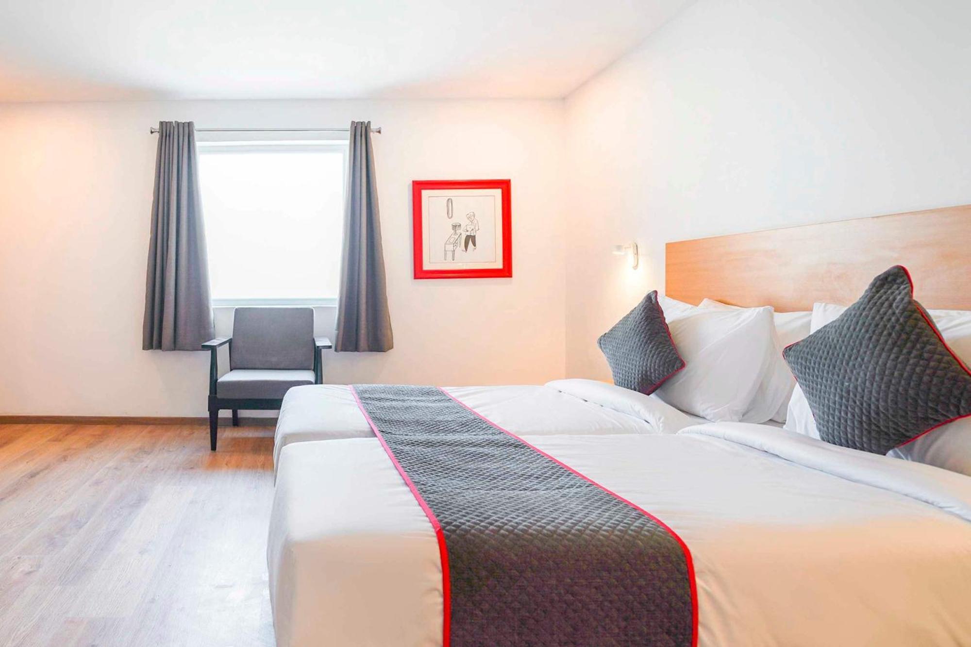 Super Townhouse O Hotel Aditya Residency Near Parthala Over Bridge Sector 121 Noida Indirapuram المظهر الخارجي الصورة